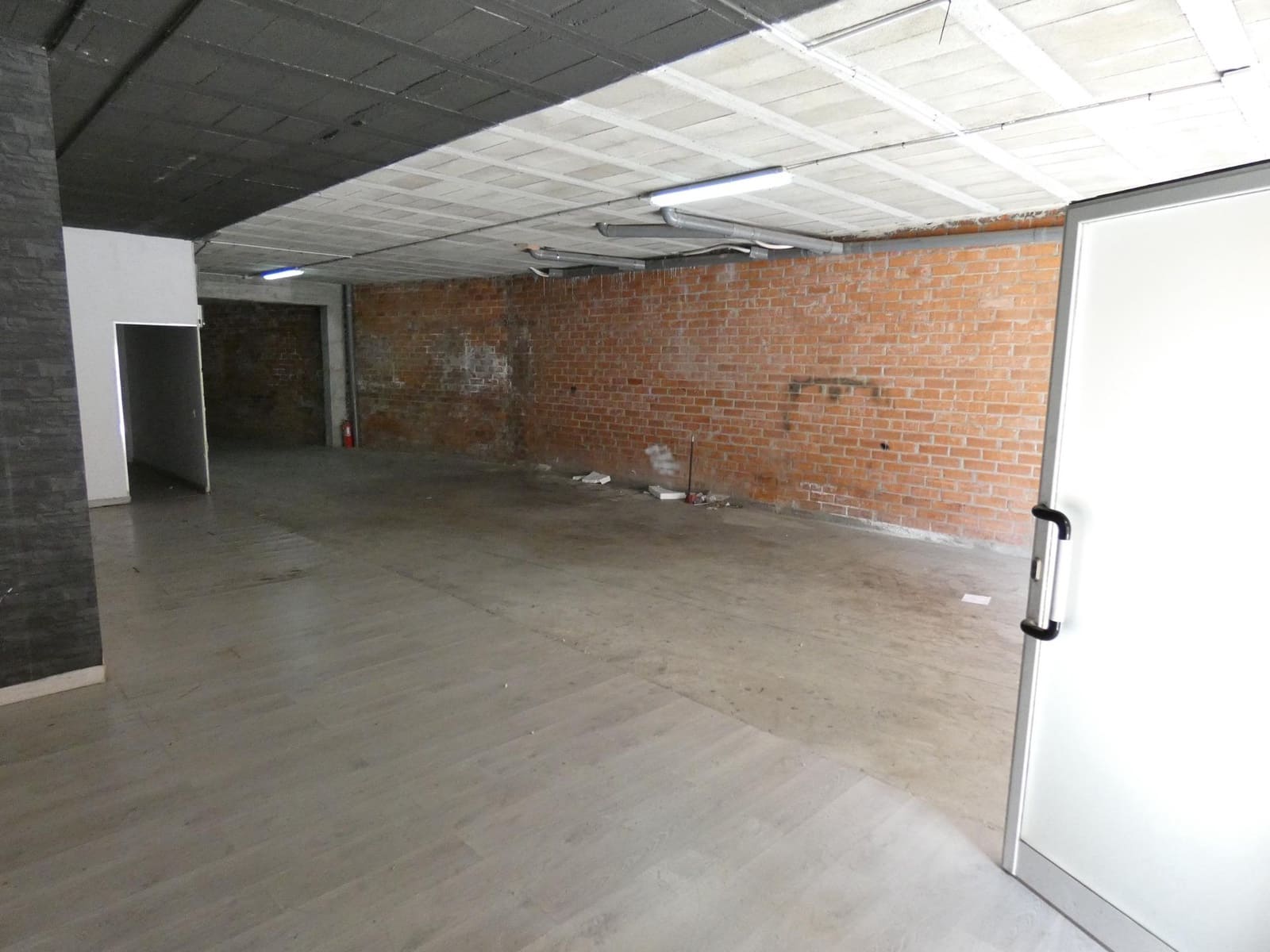 Local Commercial à louer à Igualada - 450 € (Ref: 9308508)