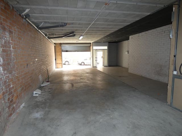 Local Commercial à louer à Igualada - 450 € (Ref: 9308508)