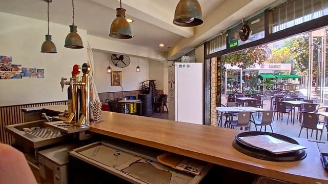 Bedrijf te koop in Salou - € 142.000 (Ref: 9308509)