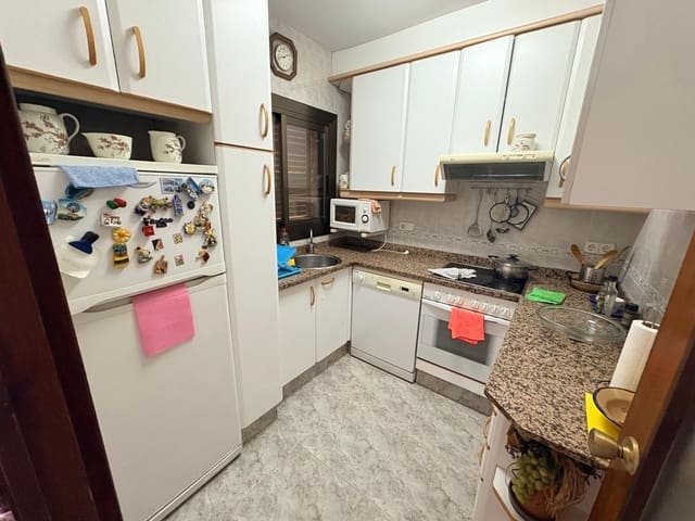 3 Zimmer Finca/Landgut zu verkaufen in Jorba mit Pool Garage - 290.000 € (Ref: 9308510)