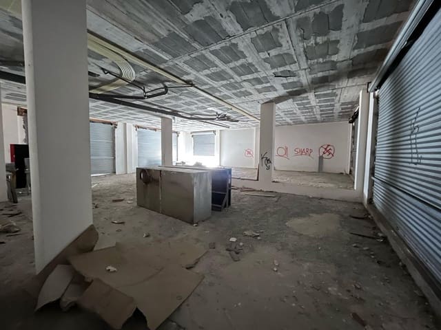 Erhverv til leje i Igualada - € 1.200 (Ref: 9312873)