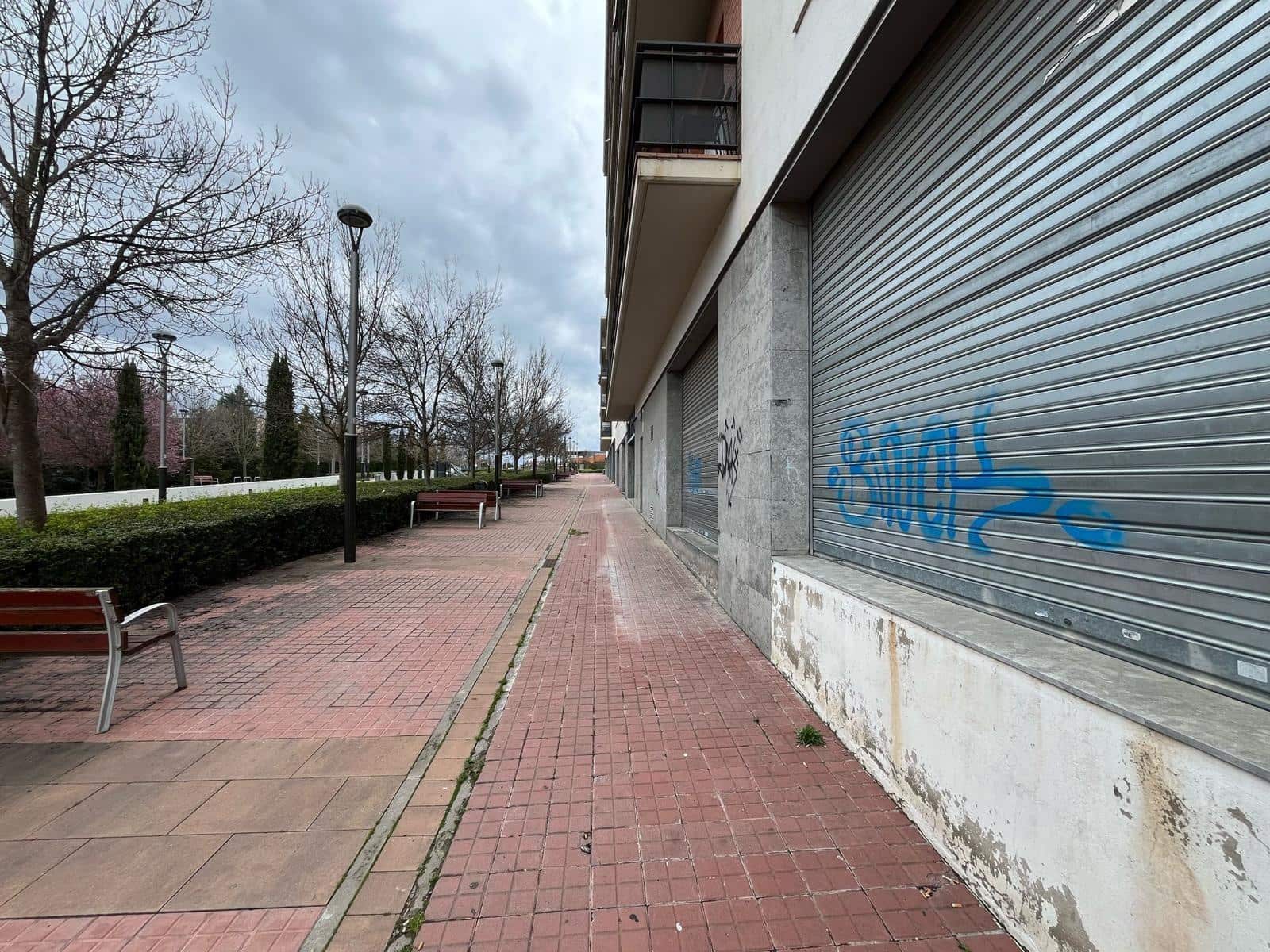 Erhverv til leje i Igualada - € 1.200 (Ref: 9312873)