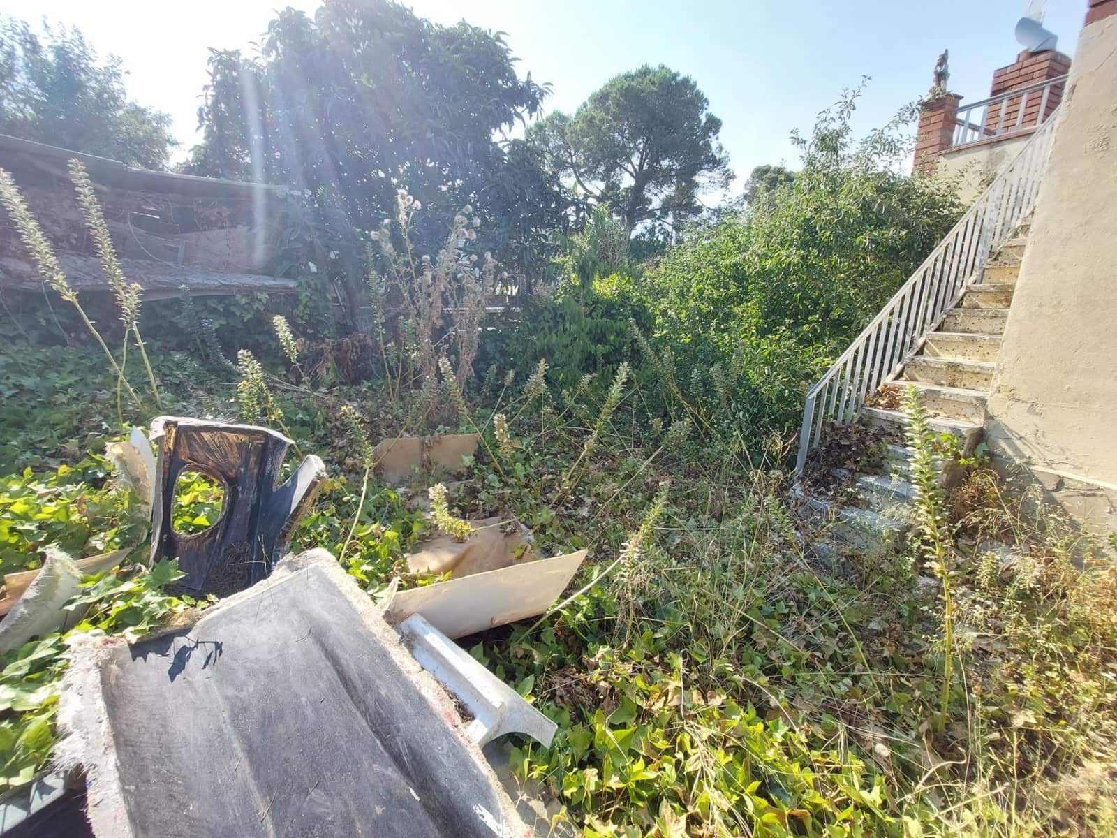 2 bedroom Villa for sale in La Torre de Claramunt with garage - € 99,000 (Ref: 9312874)