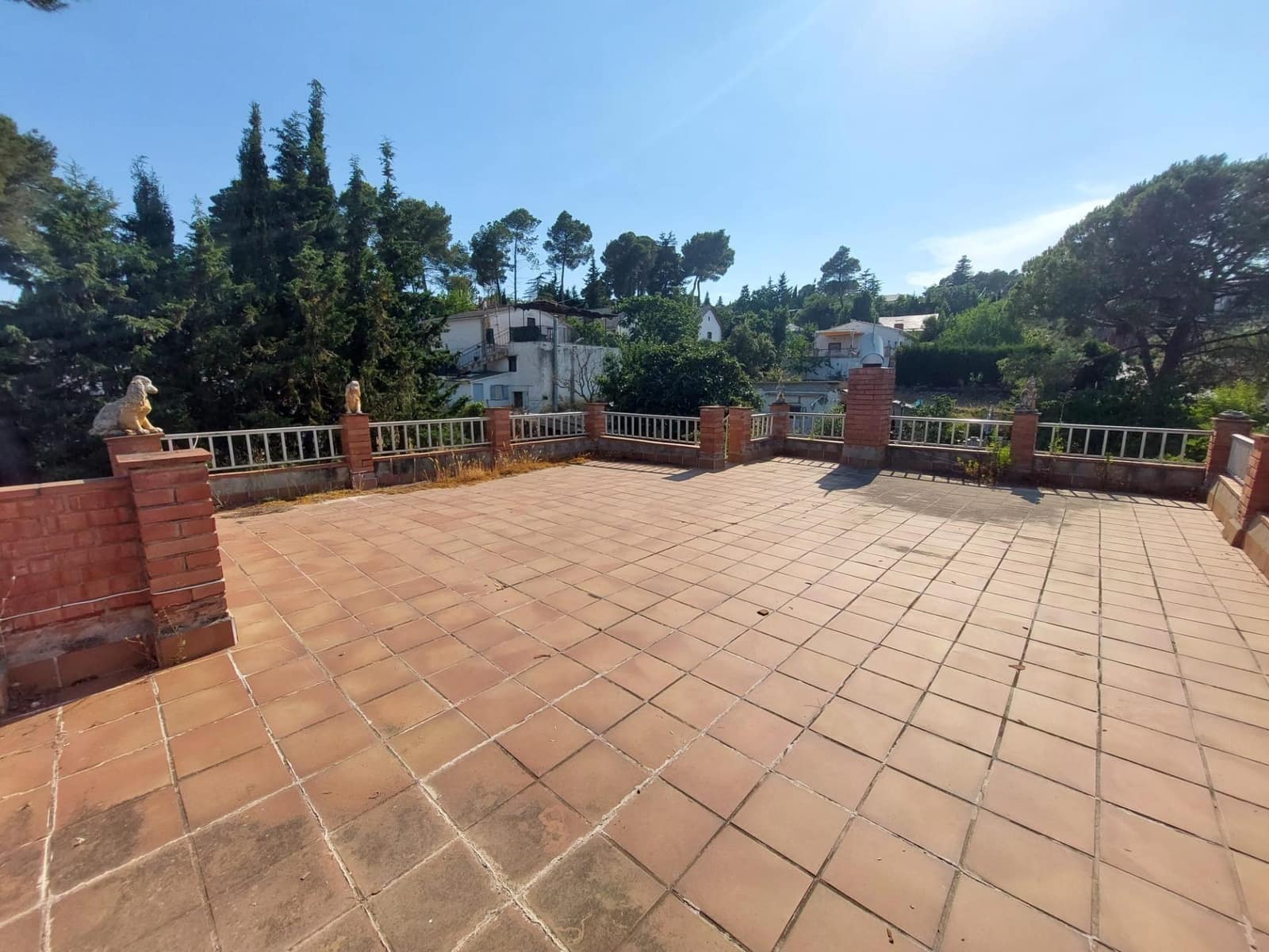 2 bedroom Villa for sale in La Torre de Claramunt with garage - € 99,000 (Ref: 9312874)