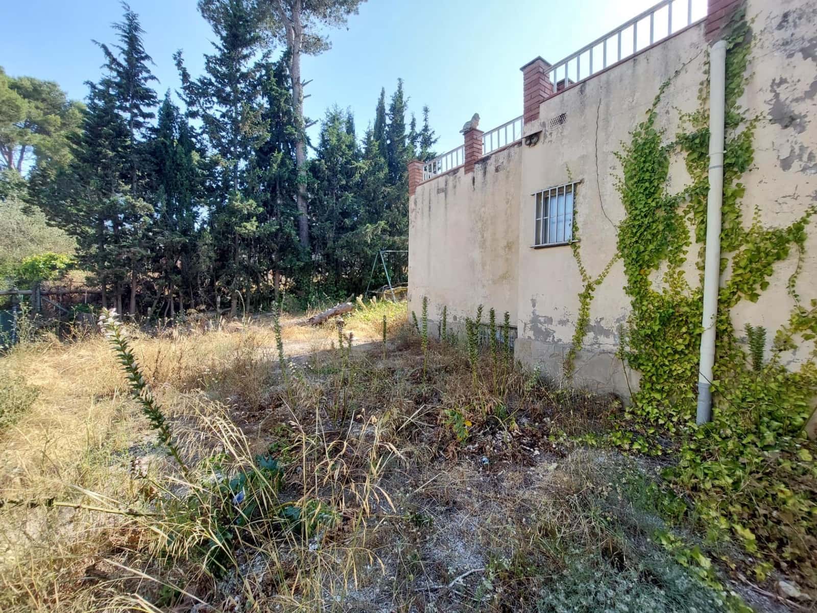 2 bedroom Villa for sale in La Torre de Claramunt with garage - € 99,000 (Ref: 9312874)