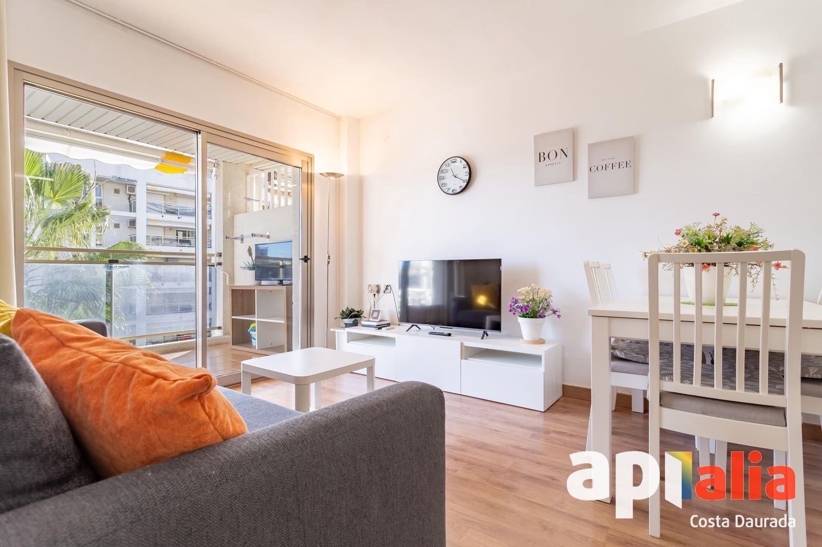 1 chambre Appartement à vendre à Salou avec piscine garage - 180 000 € (Ref: 9334965)