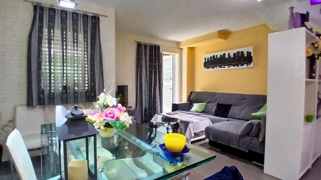 3 makuuhuone Rivitalo myytävänä paikassa Mont-roig del Camp mukana uima-altaan - 425 000 € (Ref: 9341187)