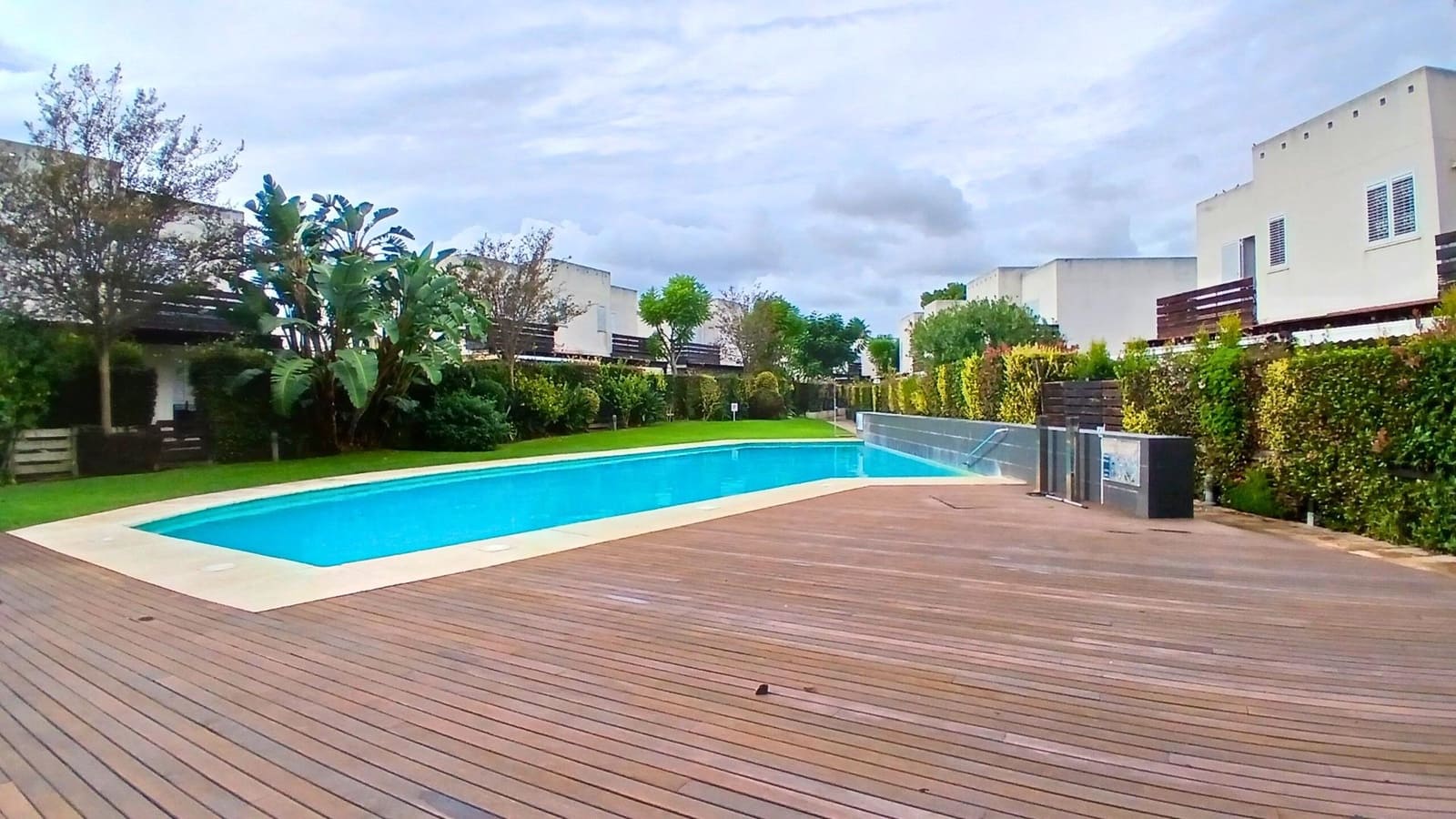 3 soveværelse Rækkehus til salg i Mont-roig del Camp med swimmingpool - € 425.000 (Ref: 9341187)