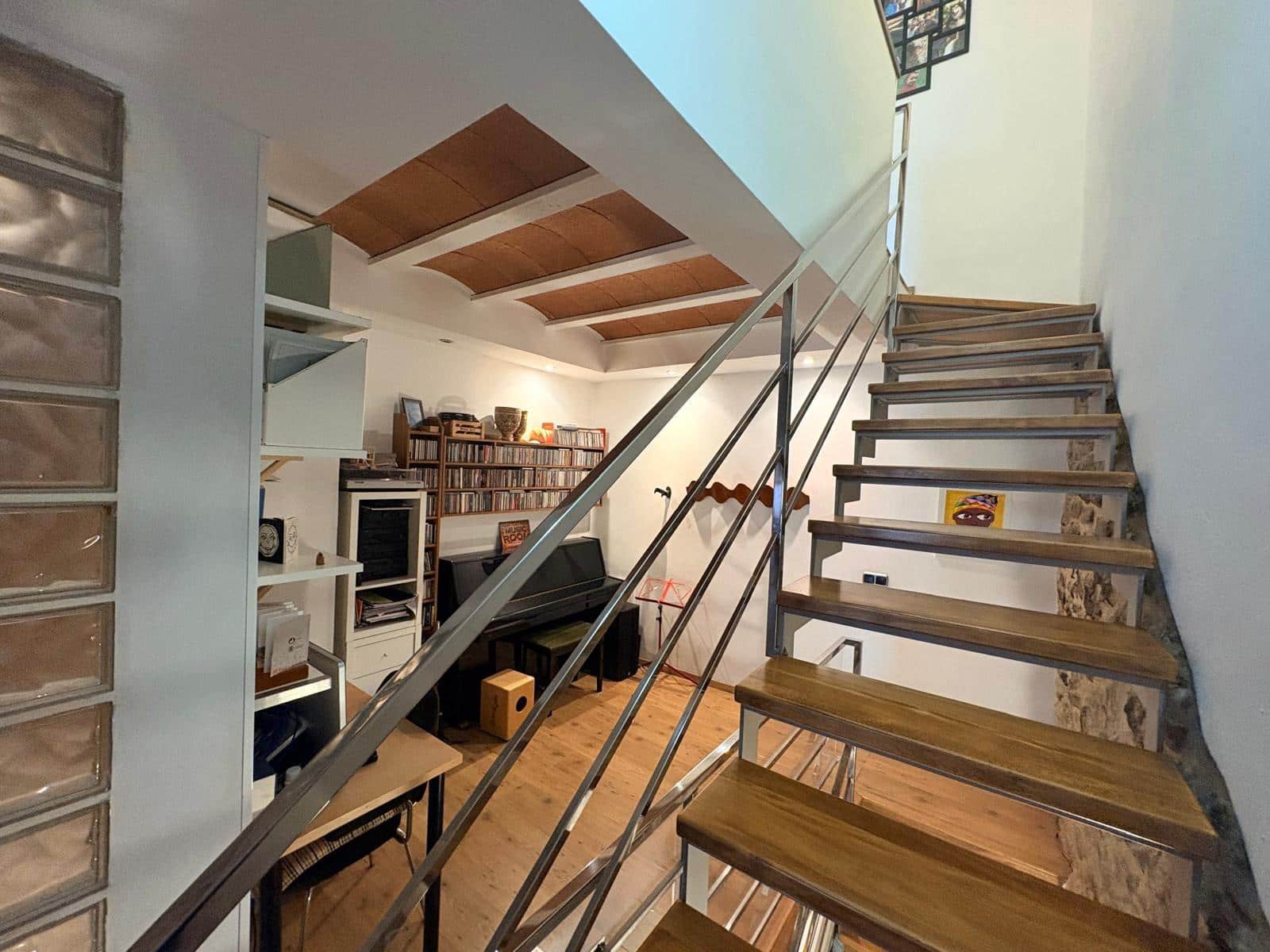 2 slaapkamer Huis te koop in Sant Marti de Tous - € 190.000 (Ref: 9374039)