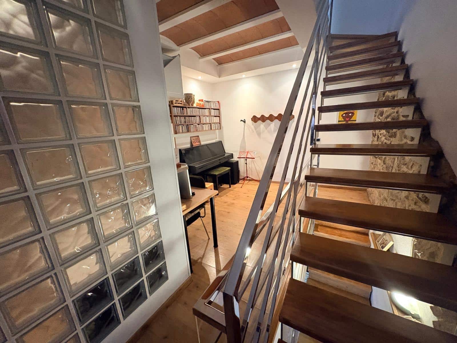 2 slaapkamer Huis te koop in Sant Marti de Tous - € 190.000 (Ref: 9374039)