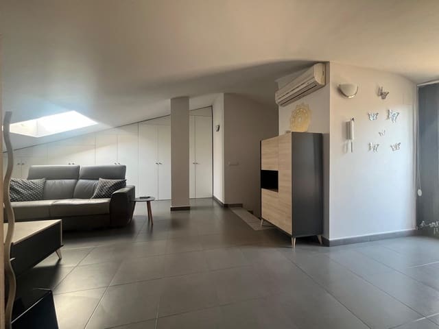 2 sovrum Lägenhet till salu i Santa Margarida de Montbui - 165 000 € (Ref: 9374041)