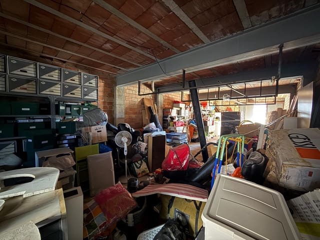 Commercieel te koop in Igualada - € 47.500 (Ref: 9401045)