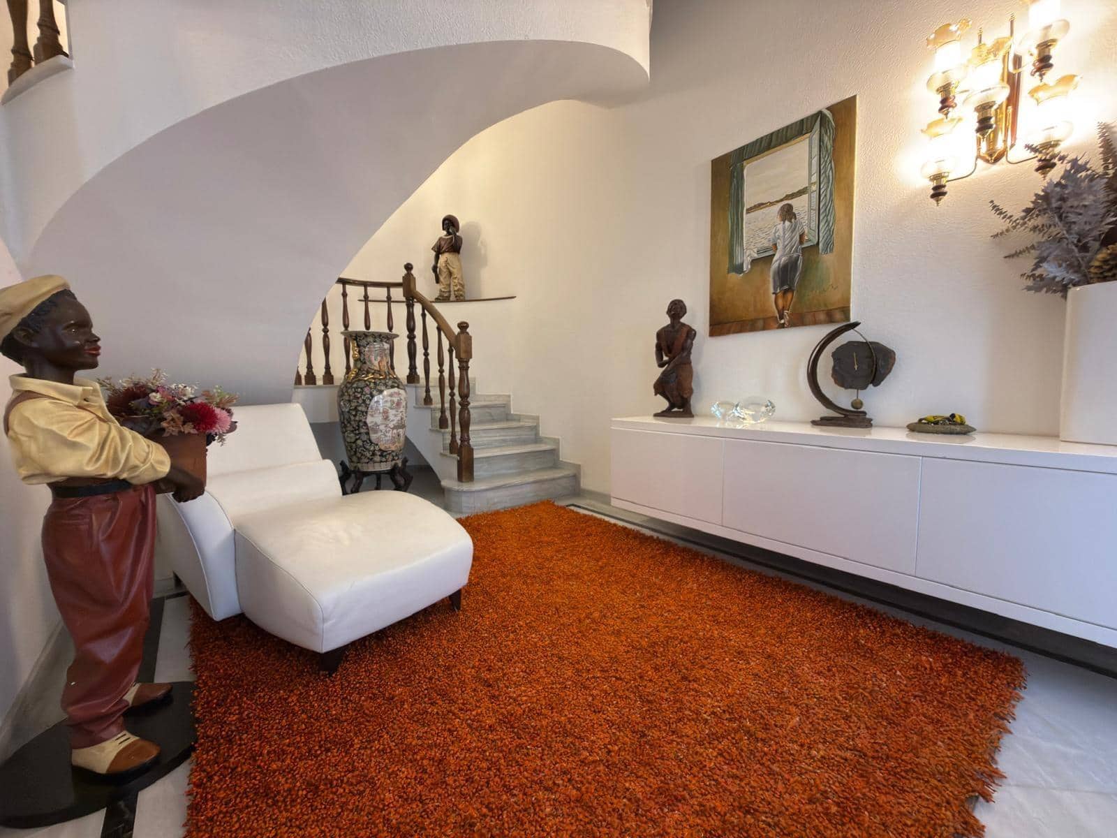 5 bedroom Townhouse for sale in Igualada with garage - € 450,000 (Ref: 9406867)