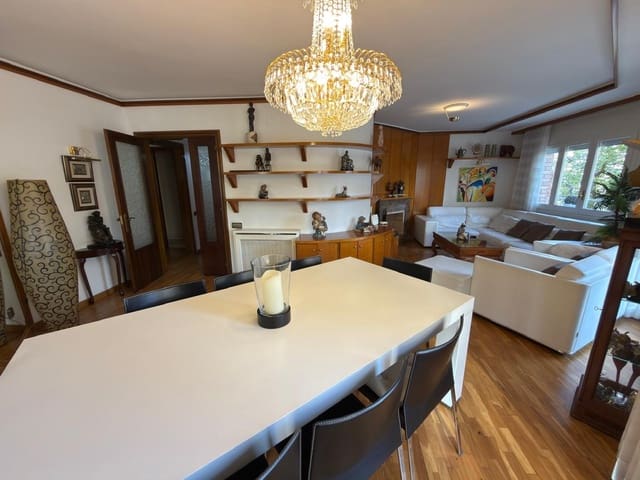 5 soverom Hus til salgs i Igualada med garasje - € 450 000 (Ref: 9406867)