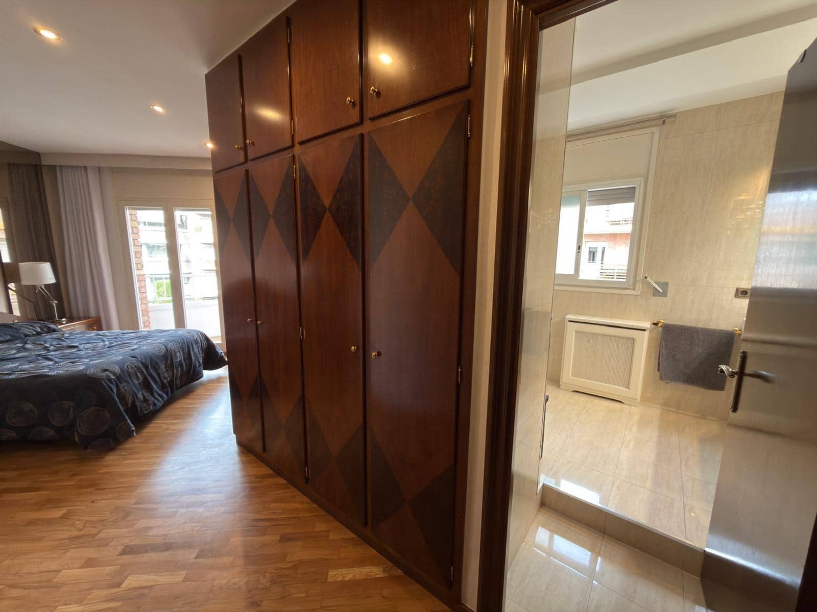 5 bedroom Townhouse for sale in Igualada with garage - € 450,000 (Ref: 9406867)