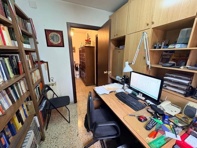 4 quarto Apartamento para venda em Igualada com garagem - 180 000 € (Ref: 9410968)