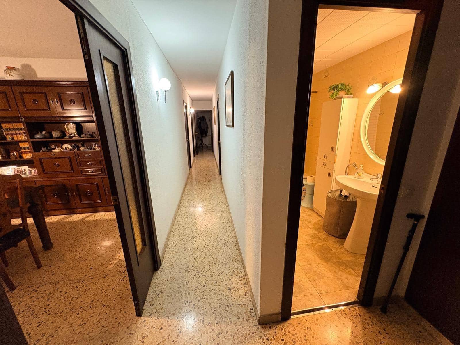 4 soverom Leilighet til salgs i Igualada med garasje - € 180 000 (Ref: 9410968)