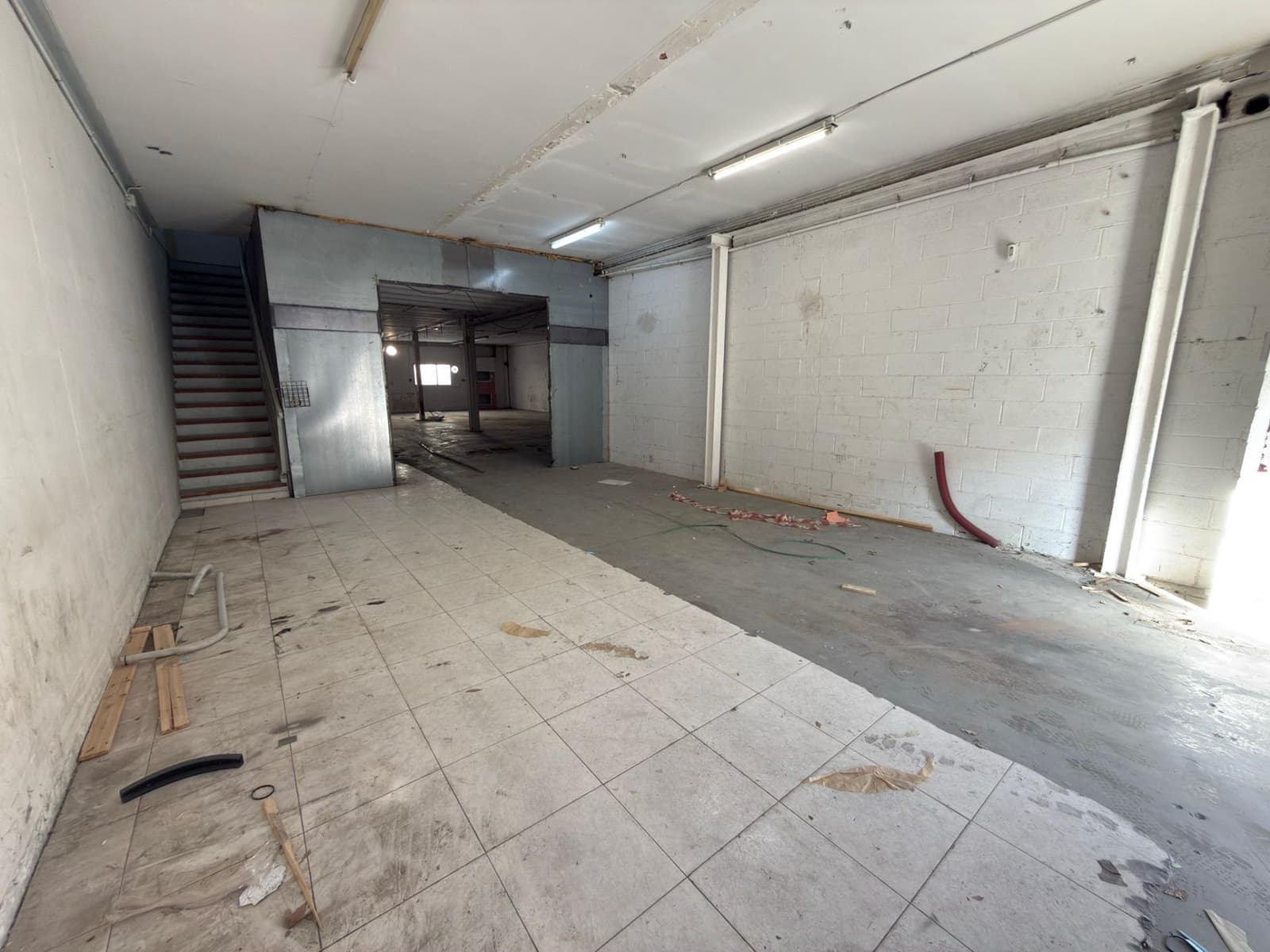 Business for sale in Igualada - € 225,000 (Ref: 9449183)