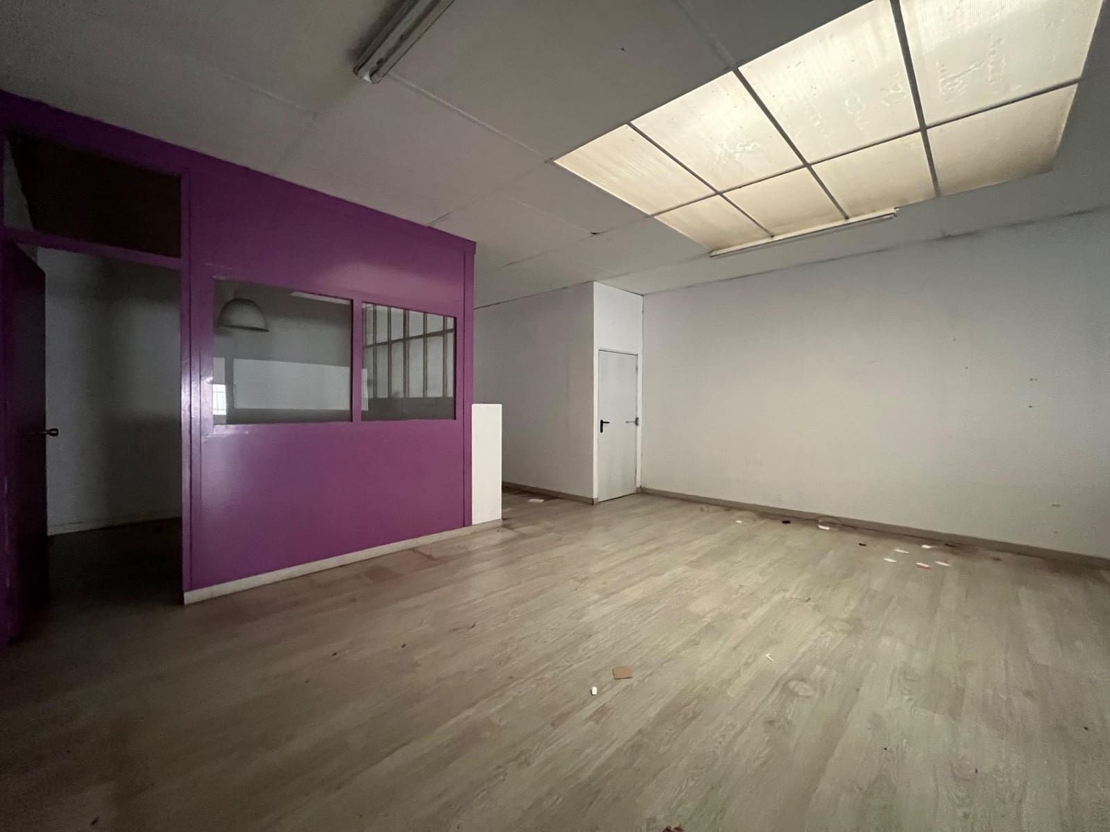 Business for sale in Igualada - € 225,000 (Ref: 9449183)