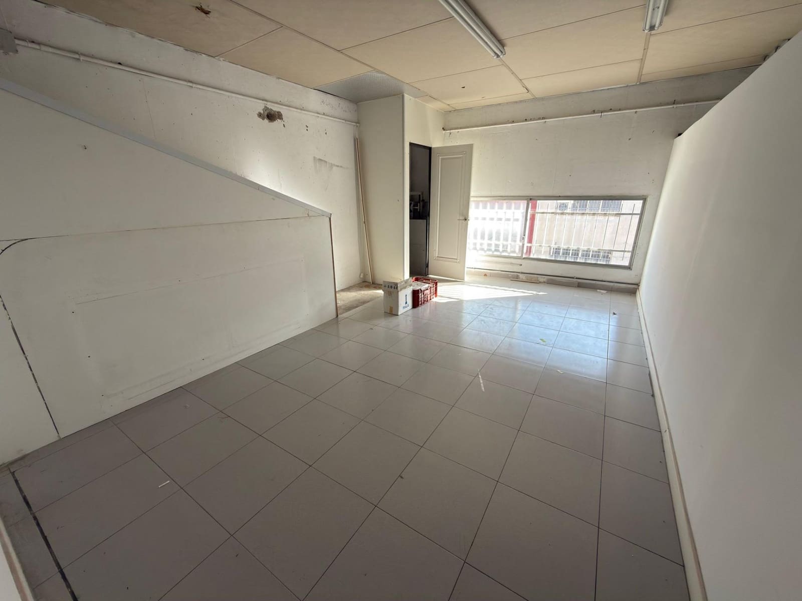 Business for sale in Igualada - € 225,000 (Ref: 9449183)