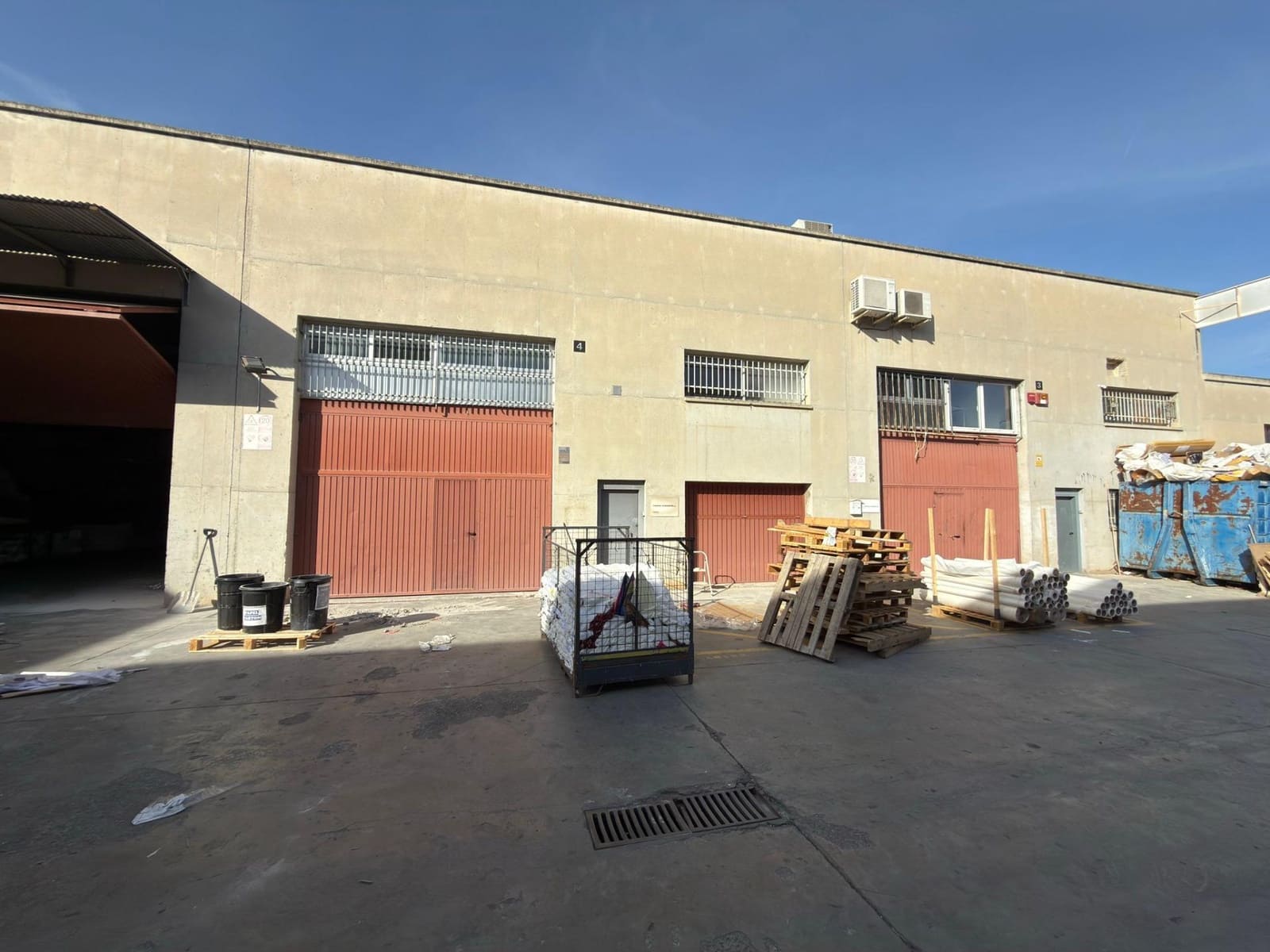 Business for sale in Igualada - € 225,000 (Ref: 9449183)