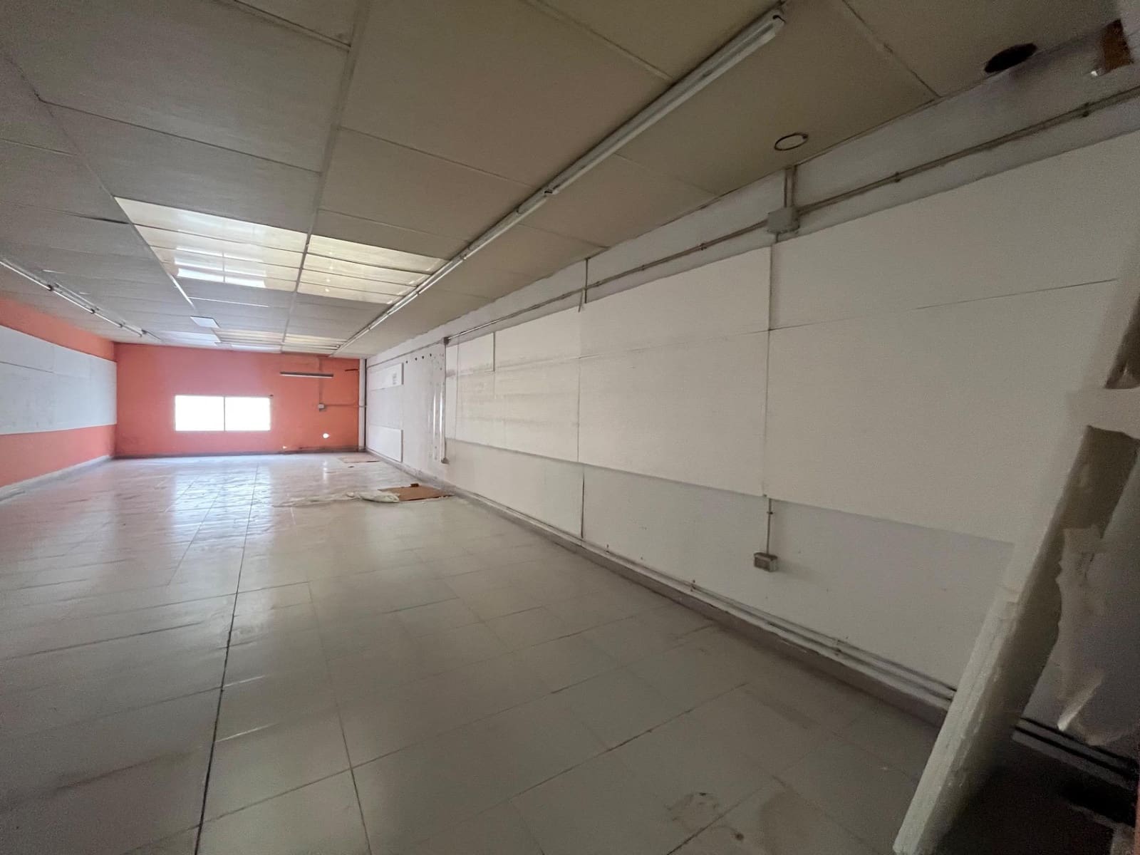 Business for sale in Igualada - € 225,000 (Ref: 9449183)