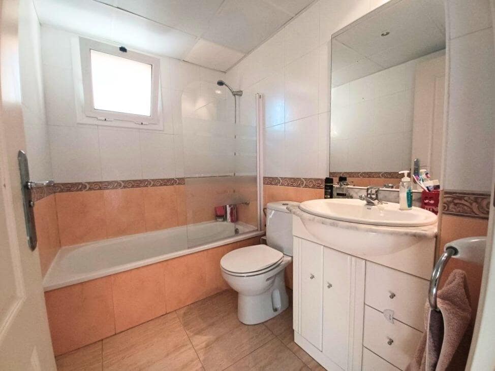 2 Zimmer Wohnung zu verkaufen in Salou mit Pool - 175.000 € (Ref: 9456266)