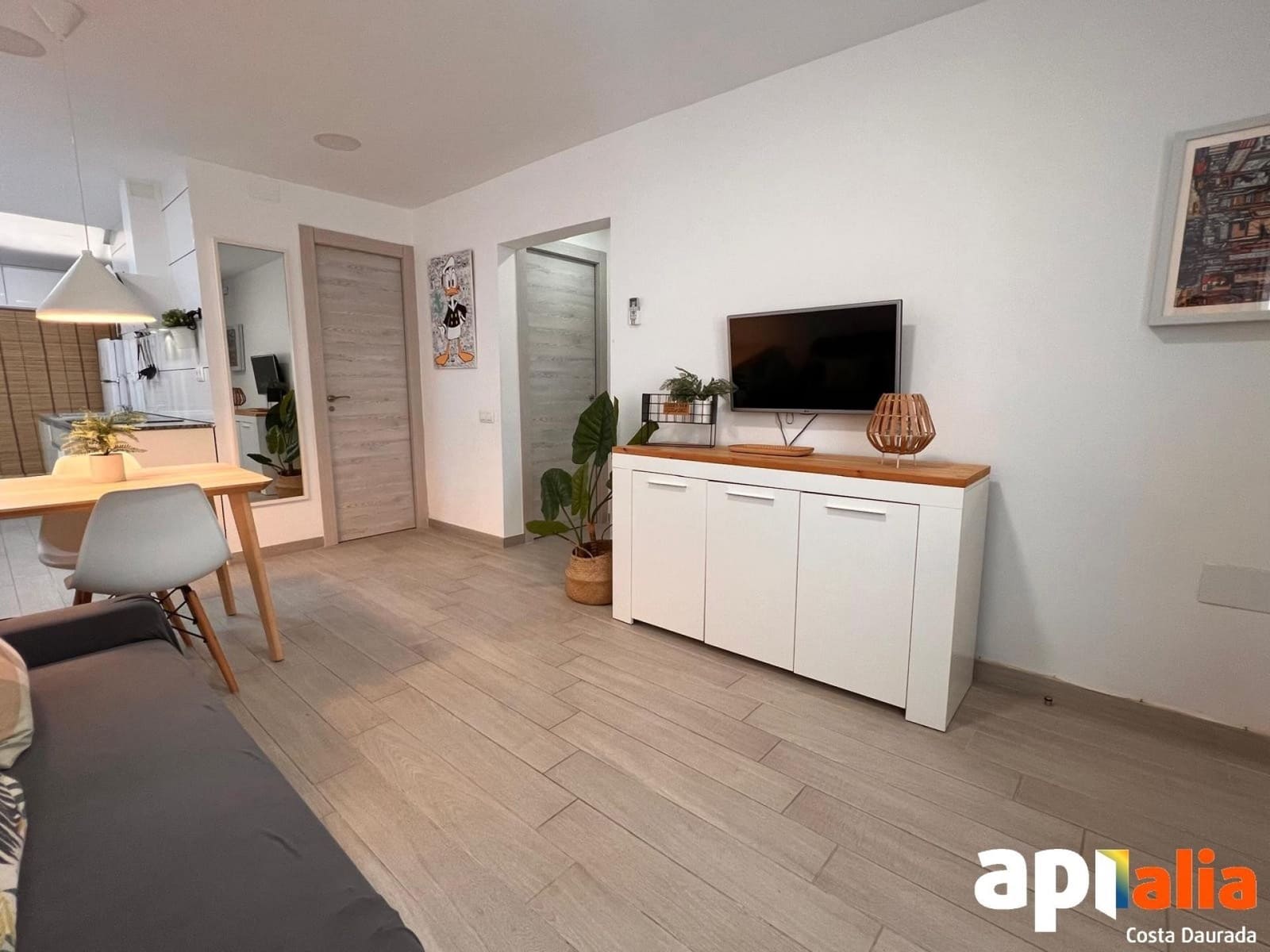 2 bedroom Apartment for sale in Salou - € 160,000 (Ref: 9470718)