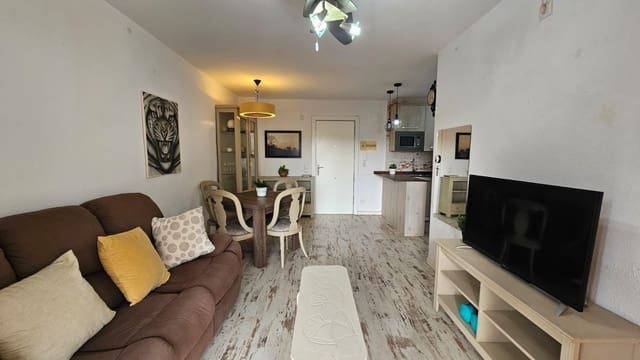 2 sovrum Lägenhet till salu i Salou med pool - 159 500 € (Ref: 9486440)