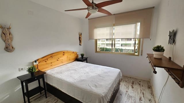 2 sovrum Lägenhet till salu i Salou med pool - 159 500 € (Ref: 9486440)