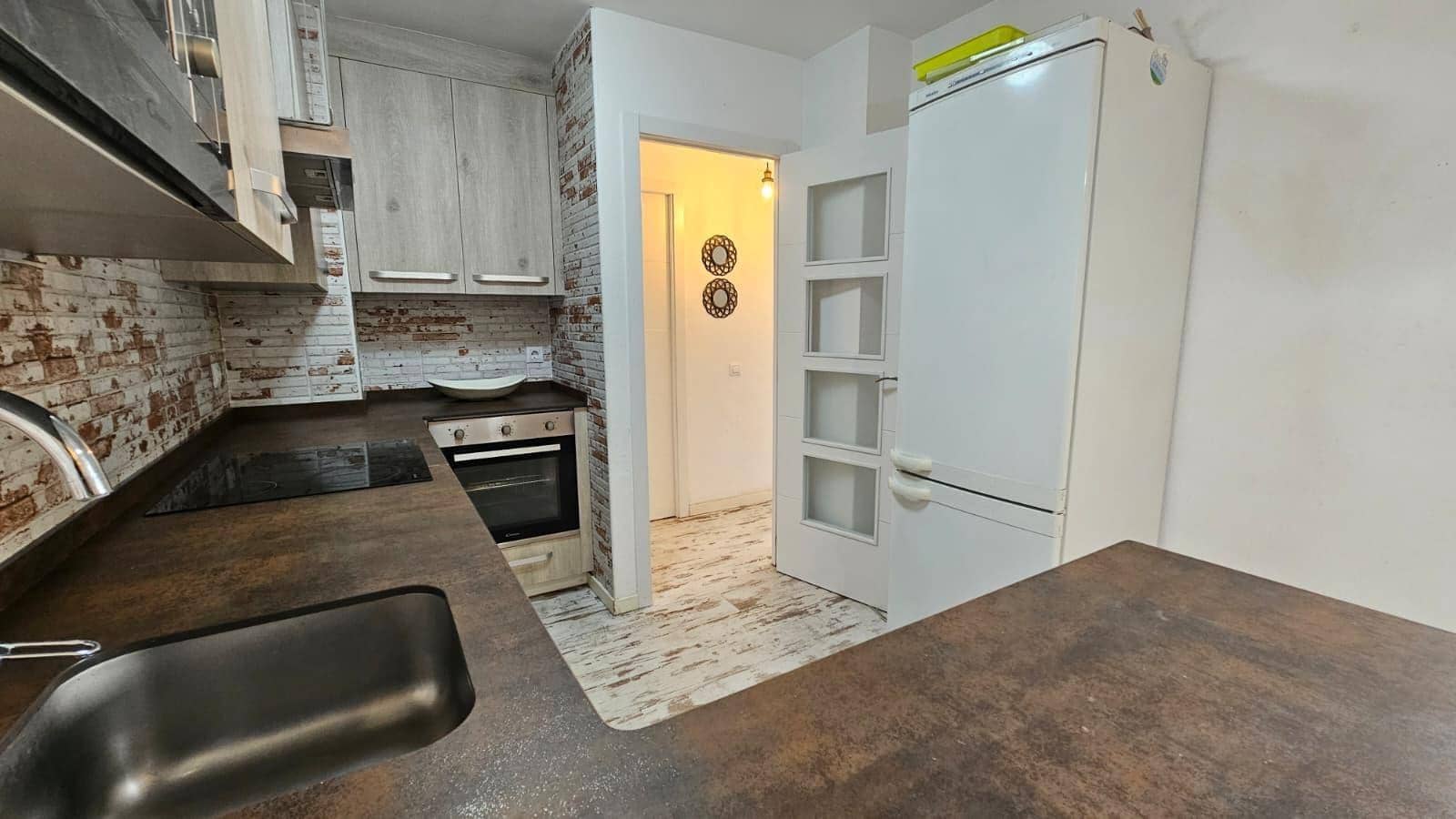 2 bedroom Flat for sale in Salou with pool - € 159,500 (Ref: 9486440)