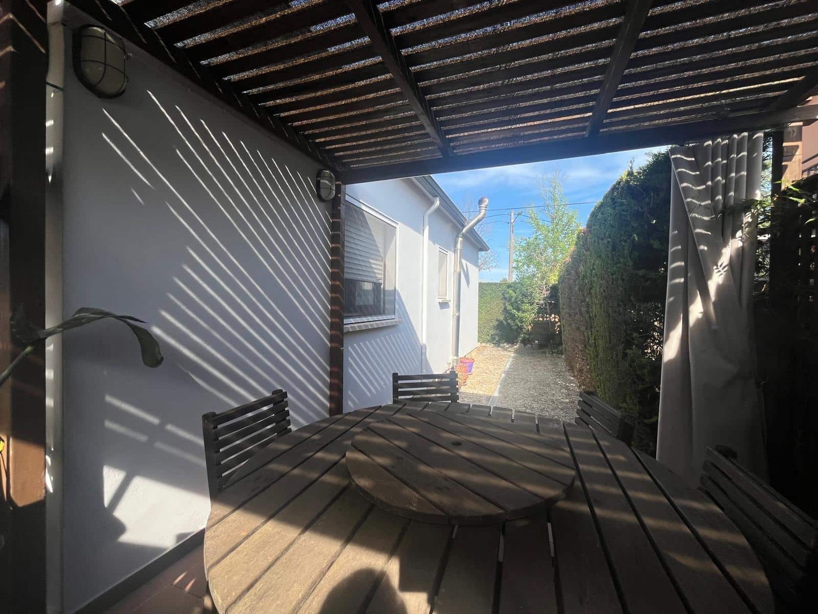 5 bedroom Townhouse for sale in La Torre de Claramunt with garage - € 320,000 (Ref: 9499110)