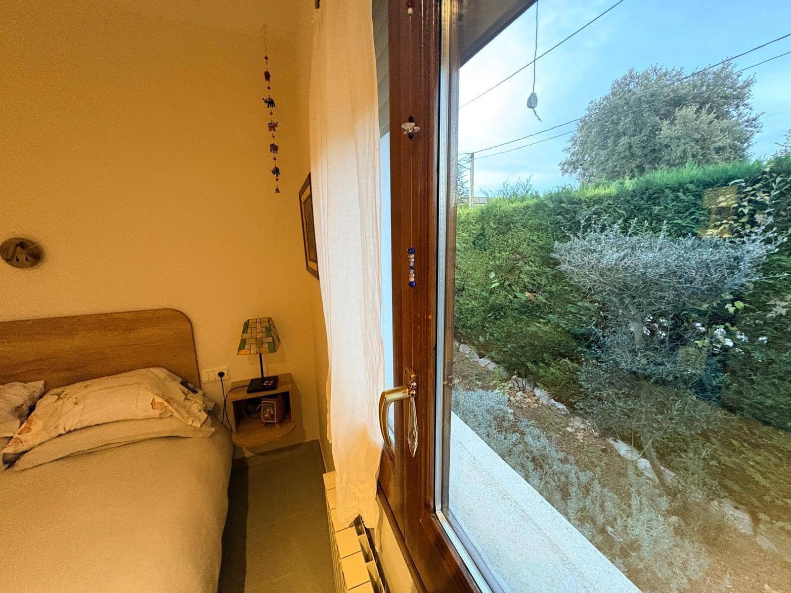 5 bedroom Townhouse for sale in La Torre de Claramunt with garage - € 320,000 (Ref: 9499110)