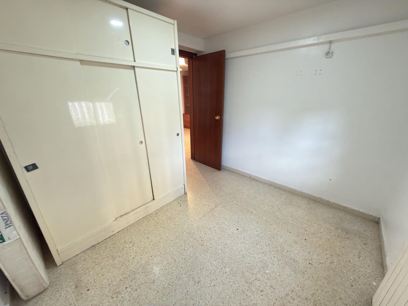 3 bedroom Flat for sale in Igualada - € 92,000 (Ref: 9504296)