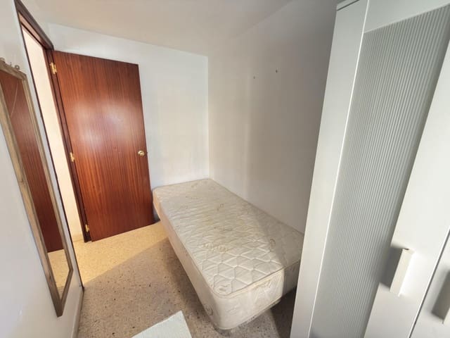 3 bedroom Flat for sale in Igualada - € 92,000 (Ref: 9504296)