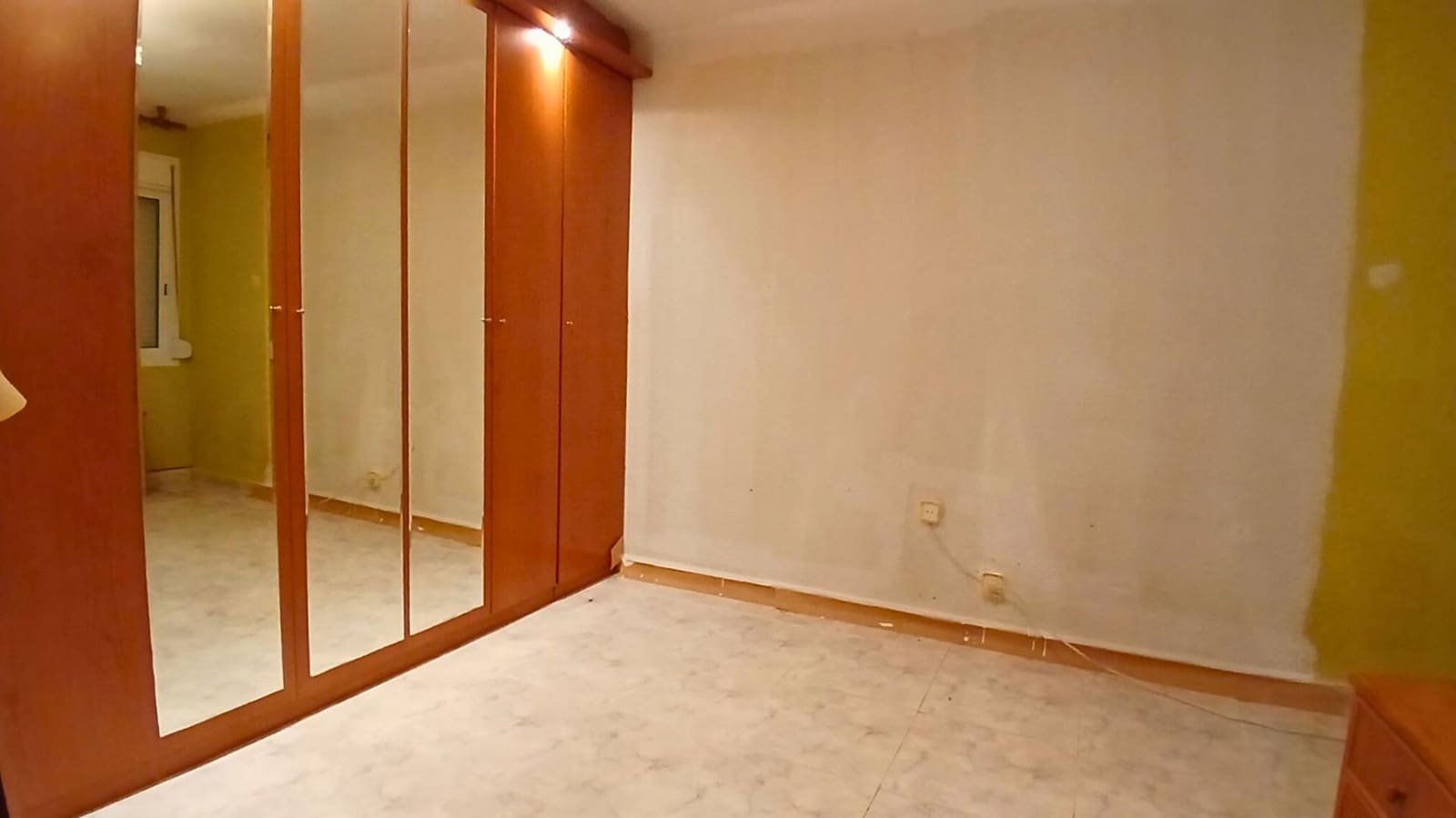 2 bedroom Flat for sale in Salou with pool - € 149,000 (Ref: 9508878)
