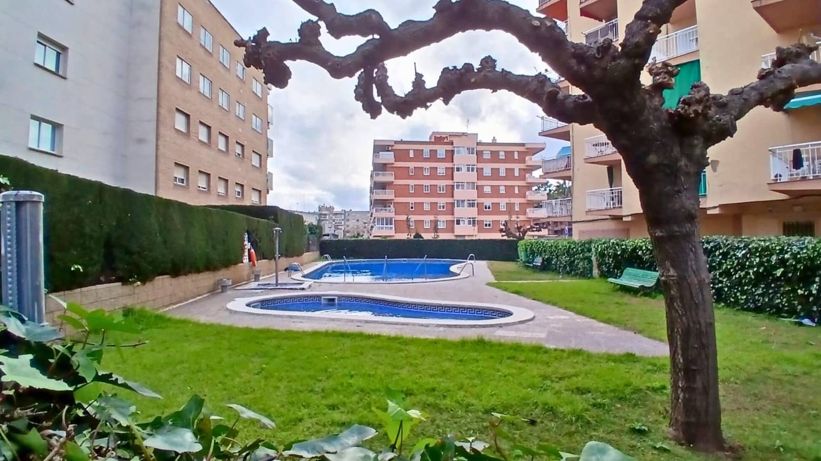 2 bedroom Flat for sale in Salou with pool - € 149,000 (Ref: 9508878)