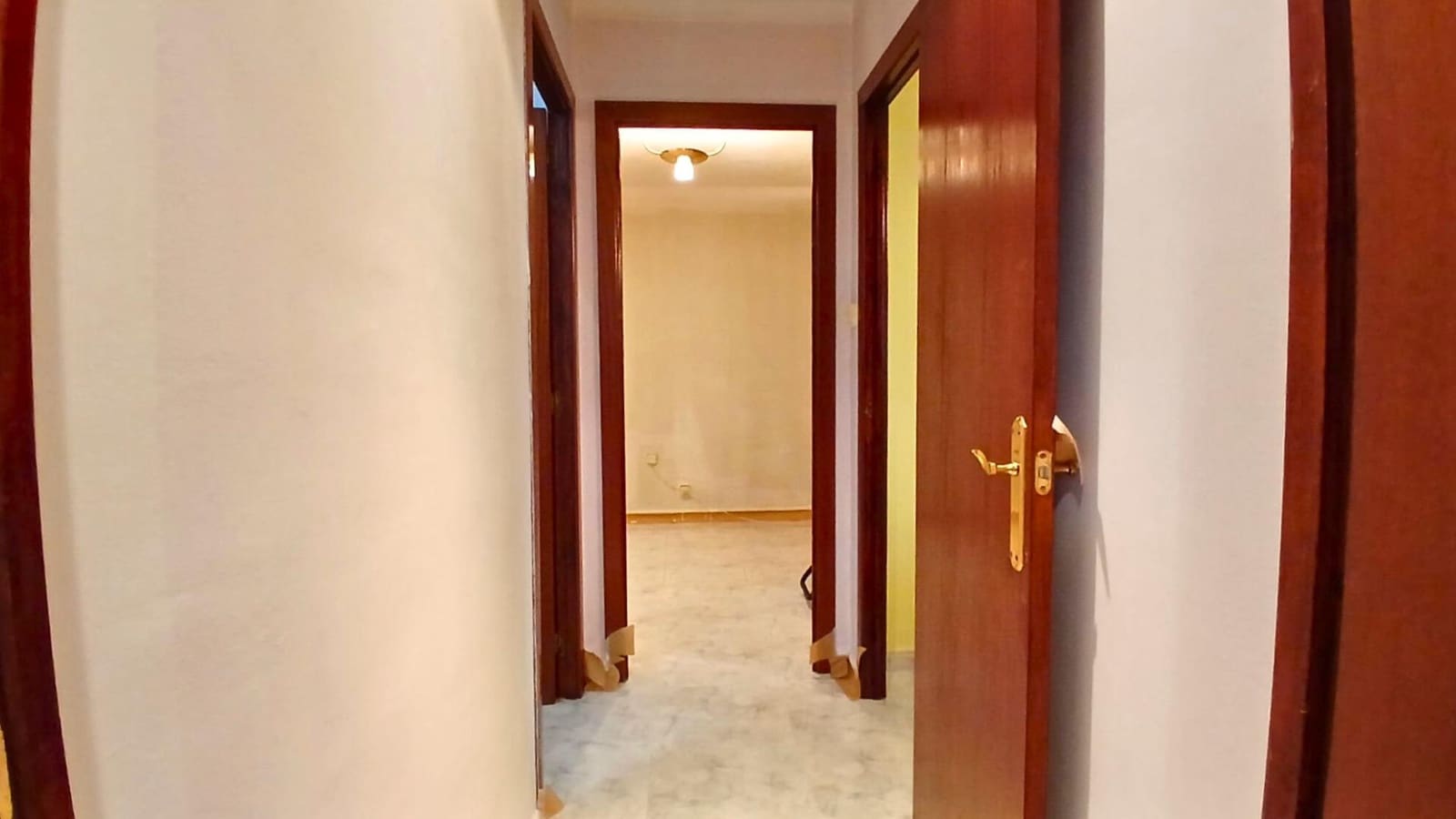 2 bedroom Flat for sale in Salou with pool - € 149,000 (Ref: 9508878)