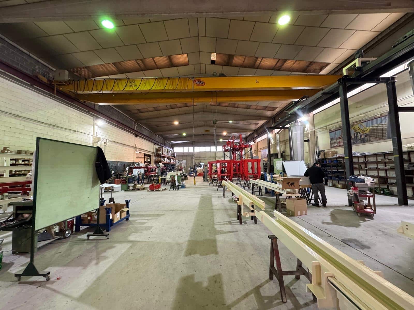 Företag att hyra i Igualada med garage - 9 240 € (Ref: 9508879)