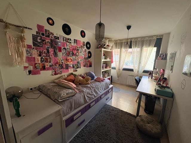 3 soveværelse Lejlighed til salg i Igualada - € 320.000 (Ref: 9513410)