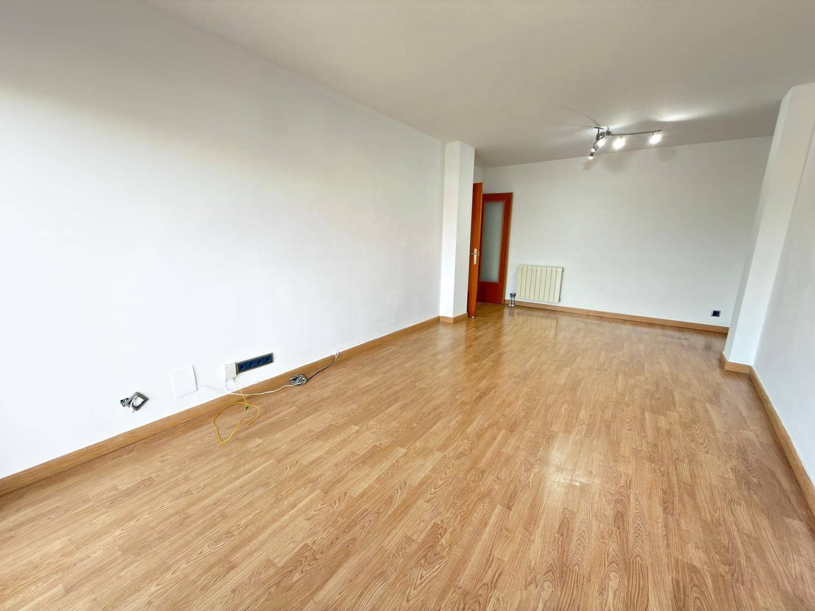 4 bedroom Flat for sale in Igualada - € 274,000 (Ref: 9524302)