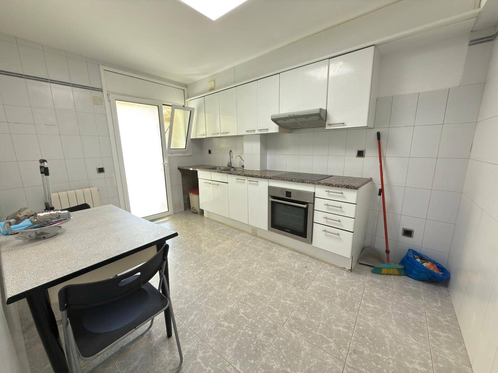 4 bedroom Flat for sale in Igualada - € 274,000 (Ref: 9524302)