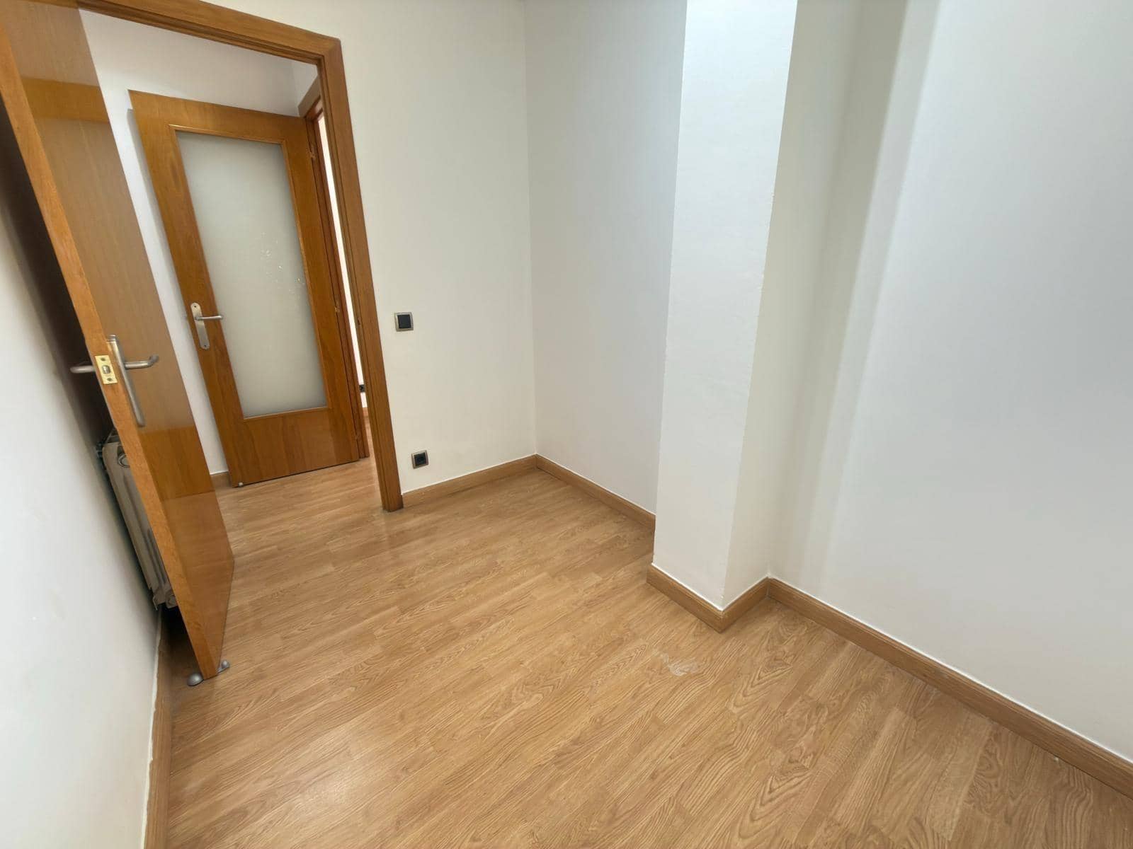 4 bedroom Flat for sale in Igualada - € 274,000 (Ref: 9524302)