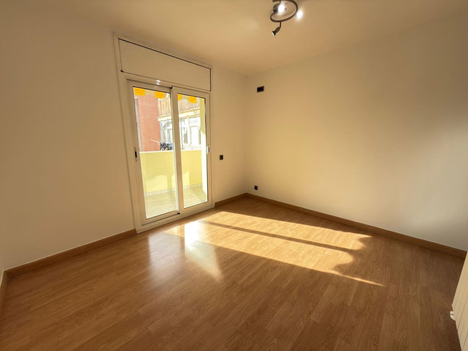 4 bedroom Flat for sale in Igualada - € 274,000 (Ref: 9524302)