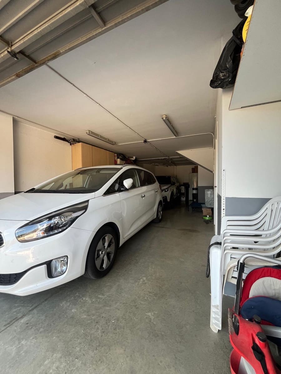 4 soveværelse Villa til salg i Vallbona d'Anoia med garage - € 340.000 (Ref: 9524303)