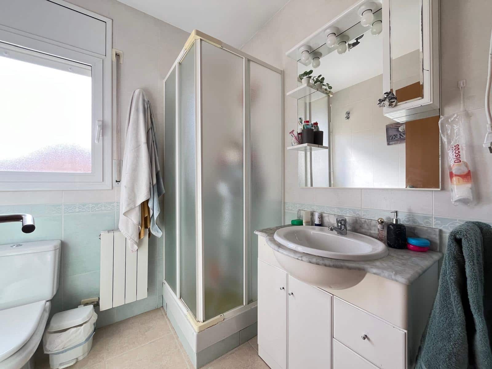 4 soveværelse Villa til salg i Vallbona d'Anoia med garage - € 340.000 (Ref: 9524303)