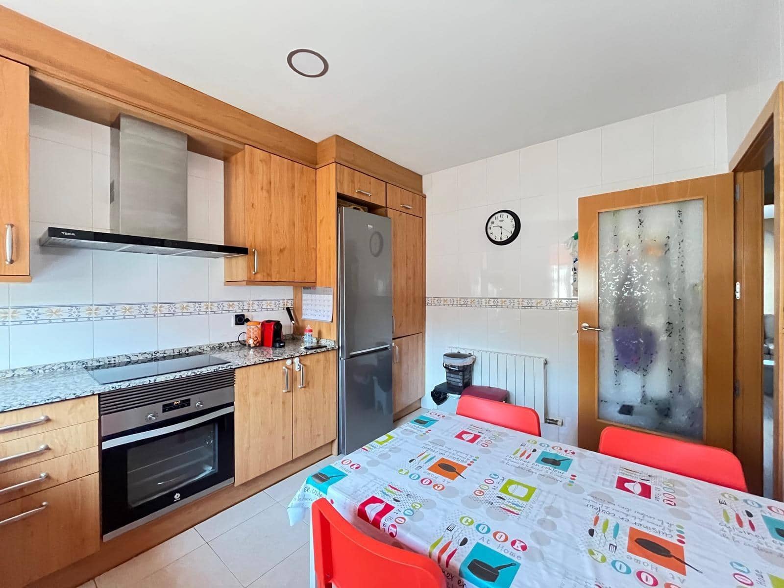 4 soveværelse Villa til salg i Vallbona d'Anoia med garage - € 340.000 (Ref: 9524303)