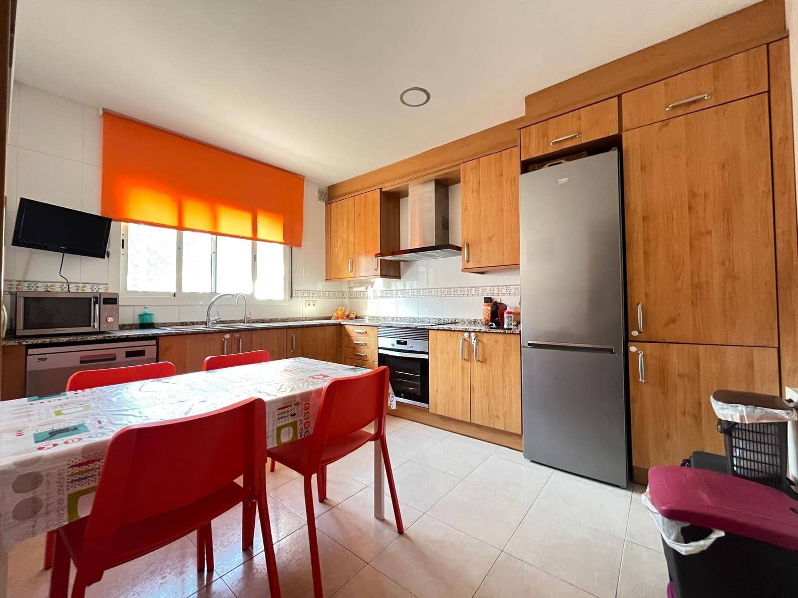 4 soveværelse Villa til salg i Vallbona d'Anoia med garage - € 340.000 (Ref: 9524303)