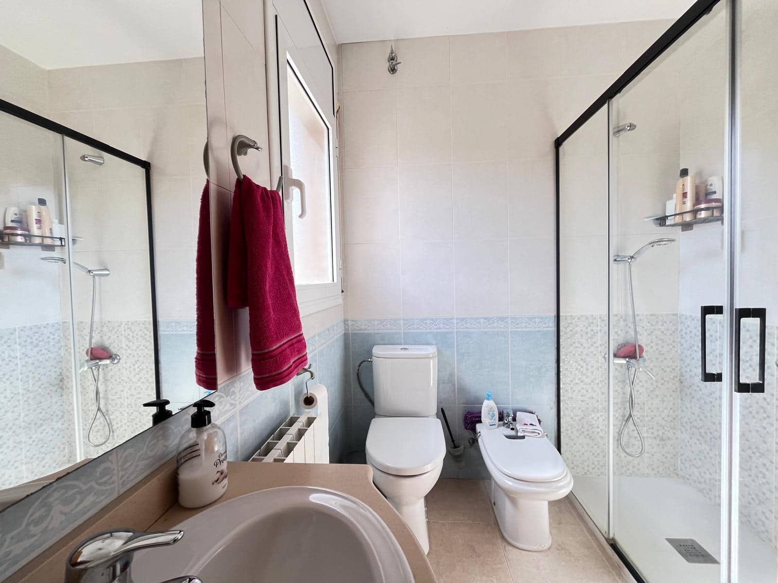 4 soveværelse Villa til salg i Vallbona d'Anoia med garage - € 340.000 (Ref: 9524303)