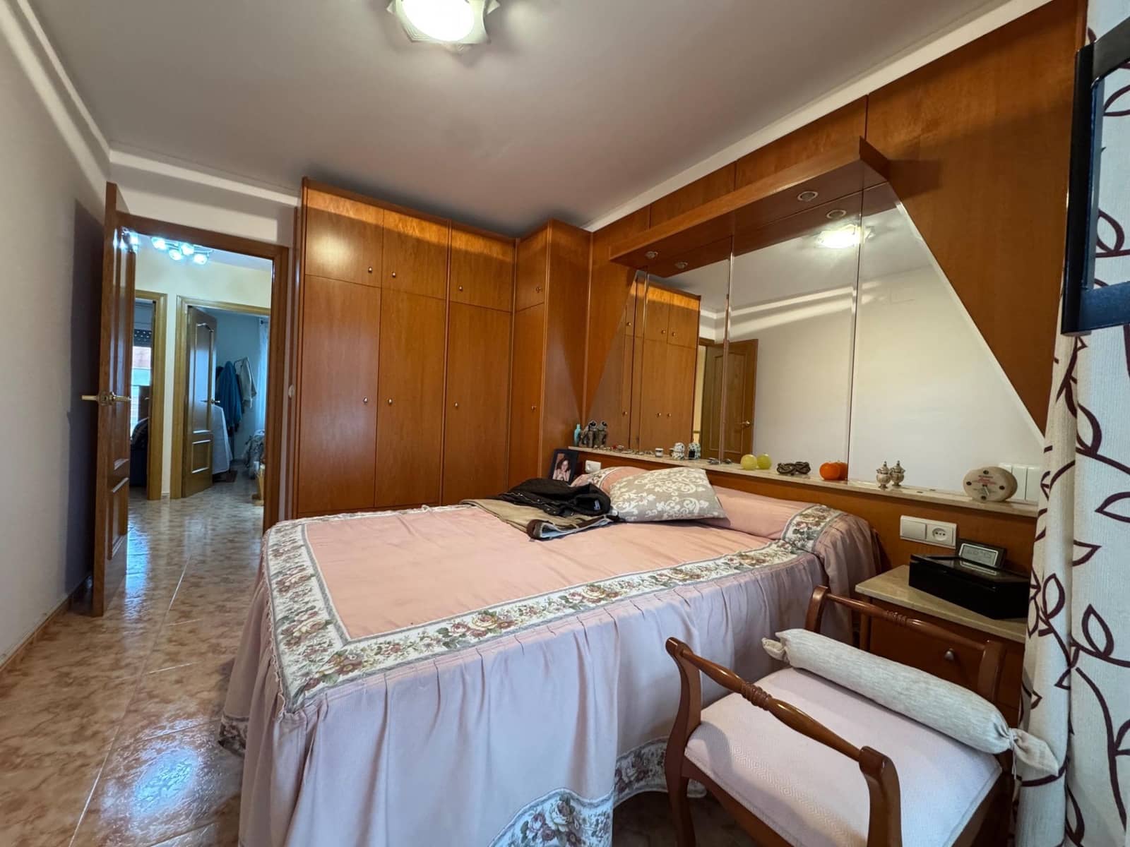 4 chambre Maison de Ville à vendre à Pira avec garage - 187 000 € (Ref: 9534030)